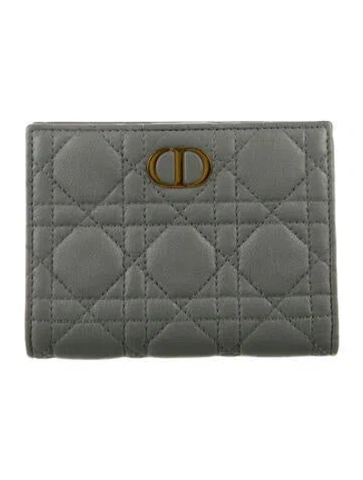 Pre-owned Dior Medium Caro Cannage Pattern Wallet In Gray