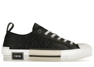 Pre-owned Dior Men's  B23 Low Top Cd Diamond Sneakers In Black/white