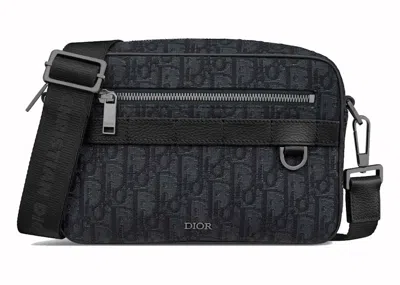Pre-owned Dior Men's  Safari Messenger Bag In Black