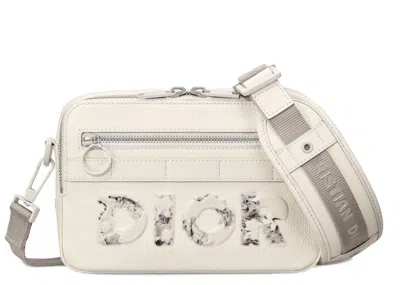 Pre-owned Dior Men's  X Daniel Arsham Safari Messenger Bag Calfskin In White