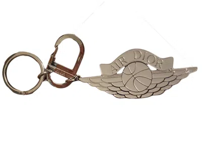 Pre-owned Dior Men's  X Jordan Wings Keychain In Silver