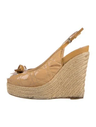 Pre-owned Dior Patent Leather Bow Accents Espadrilles In Yellow