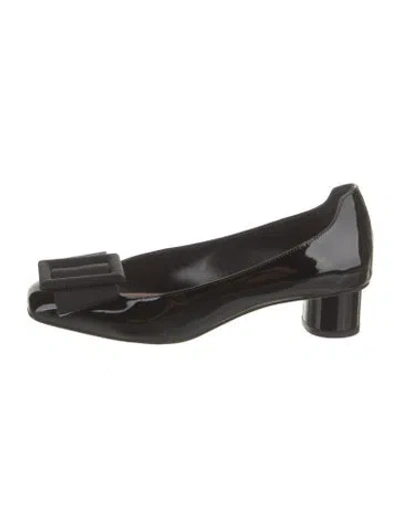 Pre-owned Dior Patent Leather Bow Accents Pumps In Black