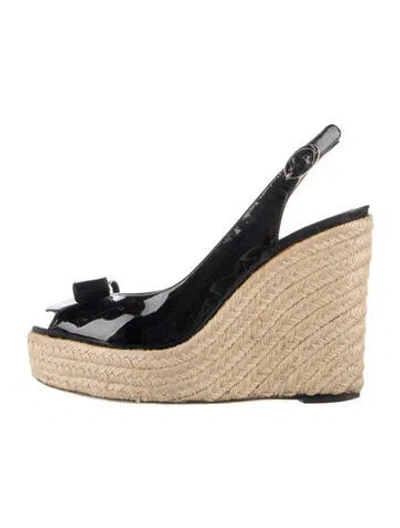 Pre-owned Dior Patent Leather Bow Accents Pumps In Black/neutrals