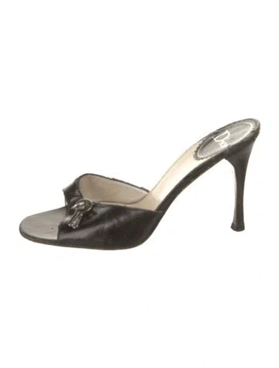 Pre-owned Dior Patent Leather Embroidered Accent Slides In Black