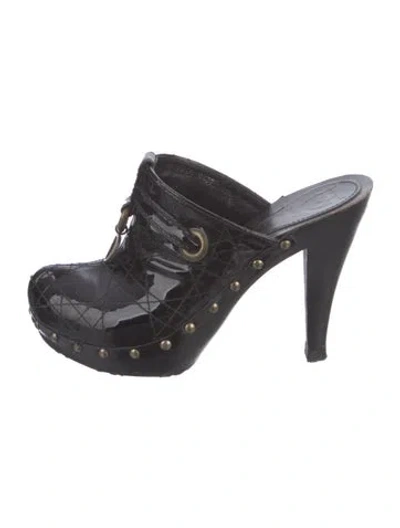 Pre-owned Dior Patent Leather Mules In Black