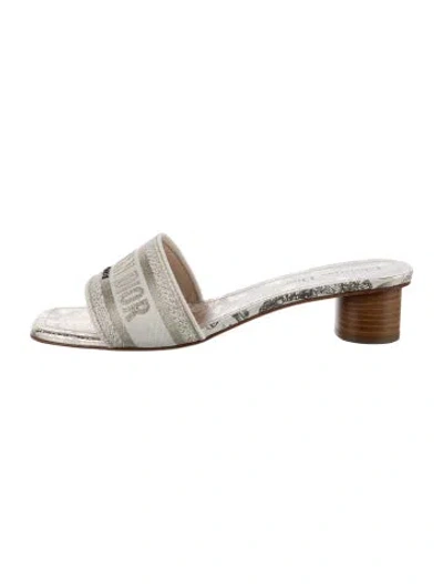 Pre-owned Dior Printed Embroidered Accent Slides In White