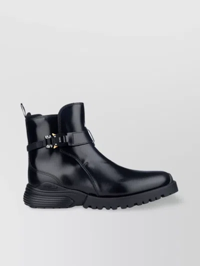 Dior Round Toe Pull Tab Rubber Sole Boots In Black