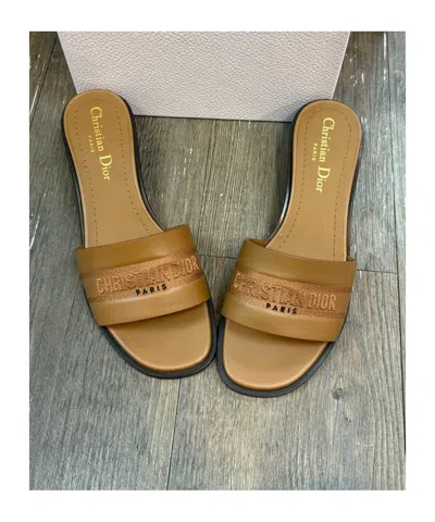 Dior Round Toe Slippers In Brown