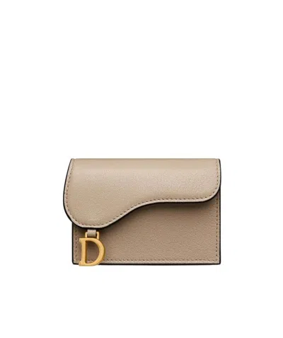 Dior Saddle Flip Clamp In Nude