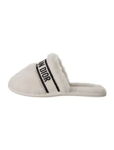 Pre-owned Dior Shearling Graphic Print Slides In White