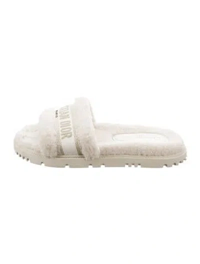 Pre-owned Dior Shearling Graphic Print Slippers In White