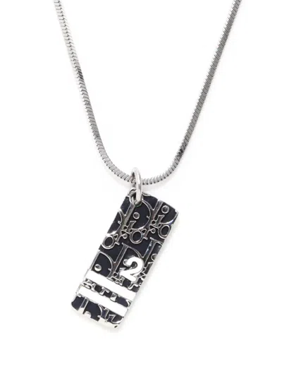 Pre-owned Dior Silver Plated Trotter Plate Necklace