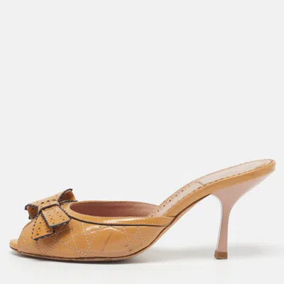 Pre-owned Dior Size 36 Tan Patent Leather Bow Slide Sandals In Brown