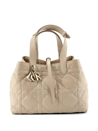 Pre-owned Dior Toujours Macrocannage Quilt Calfskin Medium Tote Bag In Neutral
