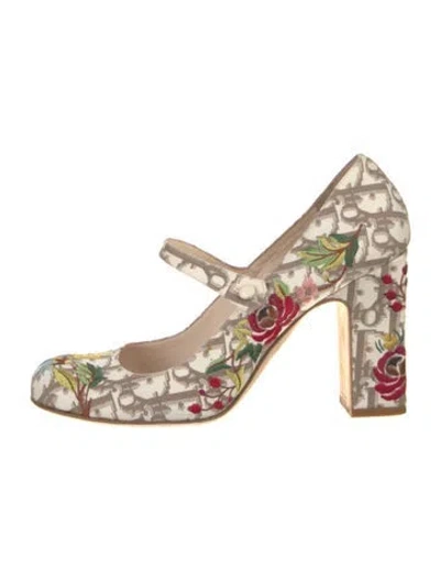 Pre-owned Dior Vintage Issimo Pattern Pumps In Neutral