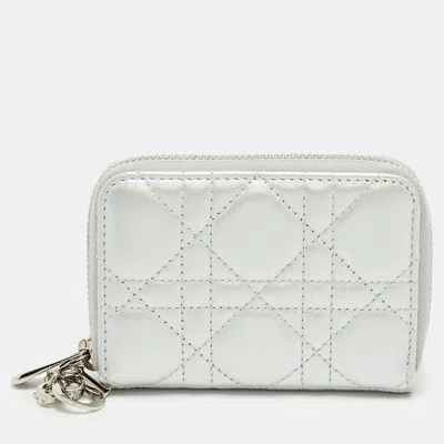 Pre-owned Dior Voyageur Silver Iridescent Cannage Leather Zip Around Wallet In Red