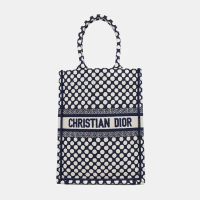 Pre-owned Dior White/navy Canvas Vertical Book Dot Tote