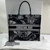 Dior Women Pre-loved Bag Very Good Condition In Black
