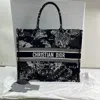 Dior Women Pre-loved Bag Very Good Condition In Multi