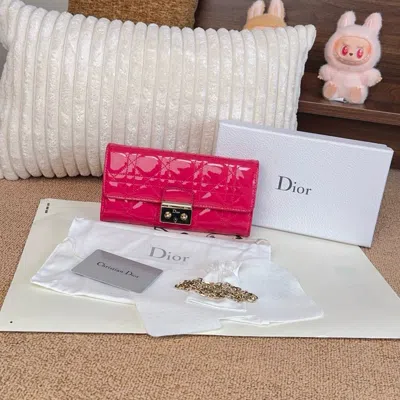 Dior Women Pre-loved Bag Very Good Condition In Red