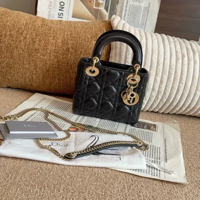 Dior Women Pre-loved Bag Very Good Condition In Black