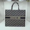 Dior Women Pre-loved Bag Very Good Condition In Multi