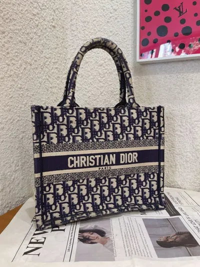 Dior Women Pre-loved Bag Very Good Condition In Multi