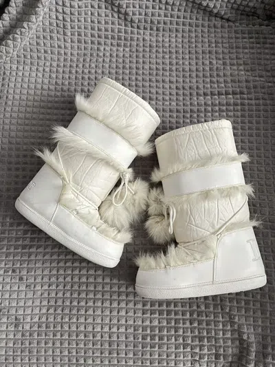 Pre-owned Dior X John Galliano Dior By John Galliano Total White Fur Snow Moon Pompon Boots