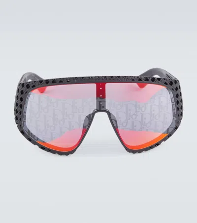 Dior 3d M1u Shield Sunglasses In Black