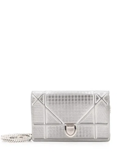 Pre-owned Dior Ama Wallet On Chain Cannage Embossed Calfskin Clutch Bag In Silver