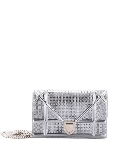 Pre-owned Dior Ama Wallet On Chain Cannage Embossed Calfskin Clutch Bag In Silver