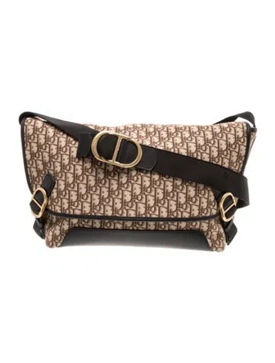 Pre-owned Dior Issimo Belt Bag 2025 In Neutral