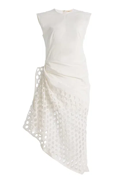 Diotima Moda Operandi In White