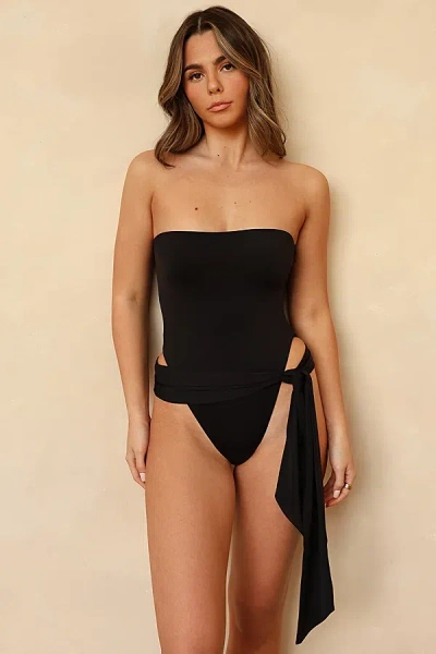 Dippin Daisys Primavera One Piece In Black, Women's At Urban Outfitters