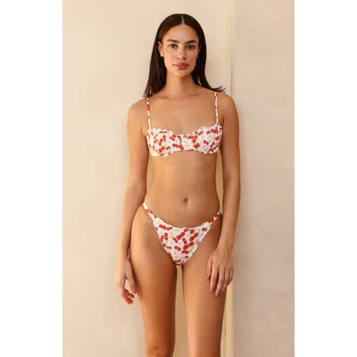 Dippin Daisys Primrose Underwire Bikini Top In Cherise White