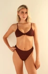 Dippin Daisys Zen Knotted Triangle Bikini Top In Mocha Crinkle