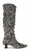 Dirt Gathered Boot In Gray