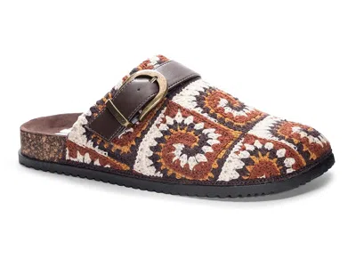 Dirty Laundry Bunches In Brown