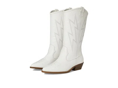 Dirty Laundry Josea In White