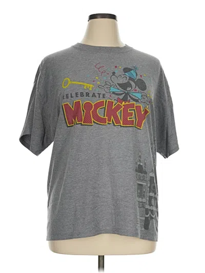 Pre-owned Disney Parks Short Sleeve T-shirt In Gray
