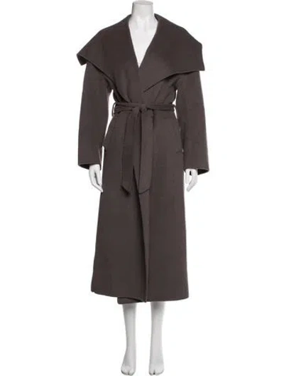 Pre-owned Dissh Coat In Brown