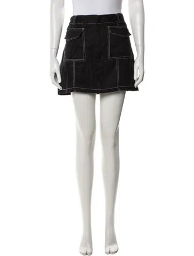 Pre-owned Dissh Linen Mini Shorts In White