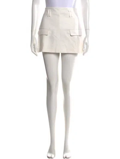 Pre-owned Dissh Mini Shorts In White
