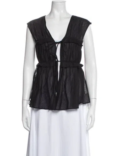 Pre-owned Dissh V-neck Sleeveless Top In White