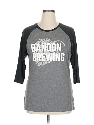 Pre-owned District 3/4 Sleeve T-shirt In Gray