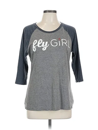 Pre-owned District 3/4 Sleeve T-shirt In Gray