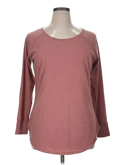 Pre-owned District 3/4 Sleeve T-shirt In Burgundy