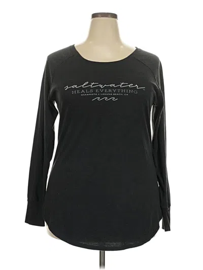 Pre-owned District Long Sleeve T-shirt In Black