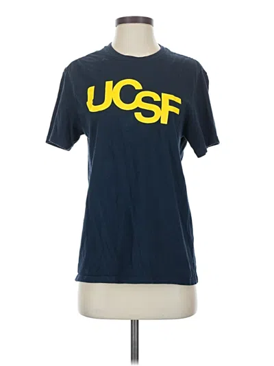 Pre-owned District Short Sleeve T-shirt In Blue